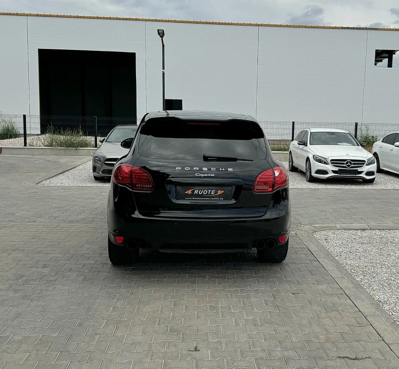 Porsche Cayenne 3.0d Подгрев/Панорама/Камера, снимка 5 - Автомобили и джипове - 47231695