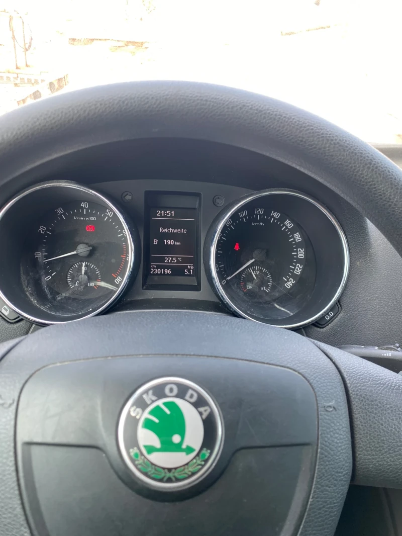 Skoda Yeti 1.2 BENZIN AUSTRIA, снимка 5 - Автомобили и джипове - 47589281