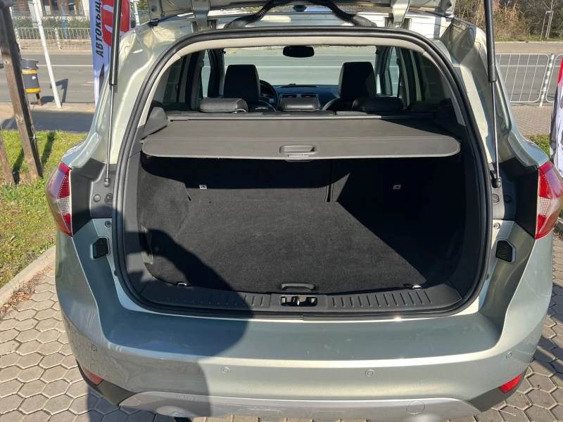 Ford Kuga 2.0TDCi/PANORAMA/4x4, снимка 13 - Автомобили и джипове - 48028745