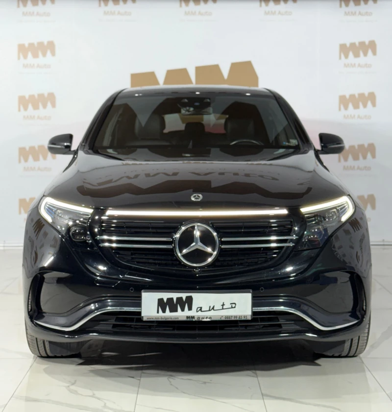 Mercedes-Benz EQC 400* 4Matic* AMG* DistronicPLUS* КеylessGO, снимка 4 - Автомобили и джипове - 49370962