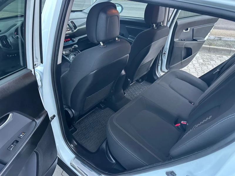 Kia Sportage 2.0crdi 184к. 4х4 Автомат Лед Подгрев , снимка 9 - Автомобили и джипове - 53500763