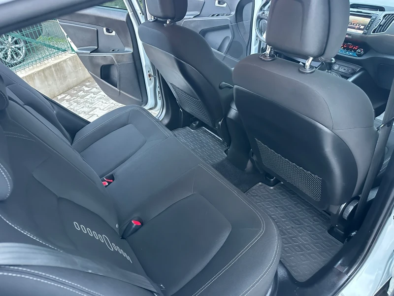 Kia Sportage 2.0crdi 184к. 4х4 Автомат Лед Подгрев , снимка 11 - Автомобили и джипове - 53500763