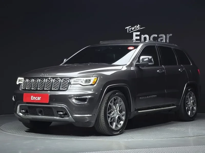 Jeep Grand cherokee 3.6 Overland/ ПАМЕТ/ DIST/ ОБДУХВАНЕ/ КАМЕРА