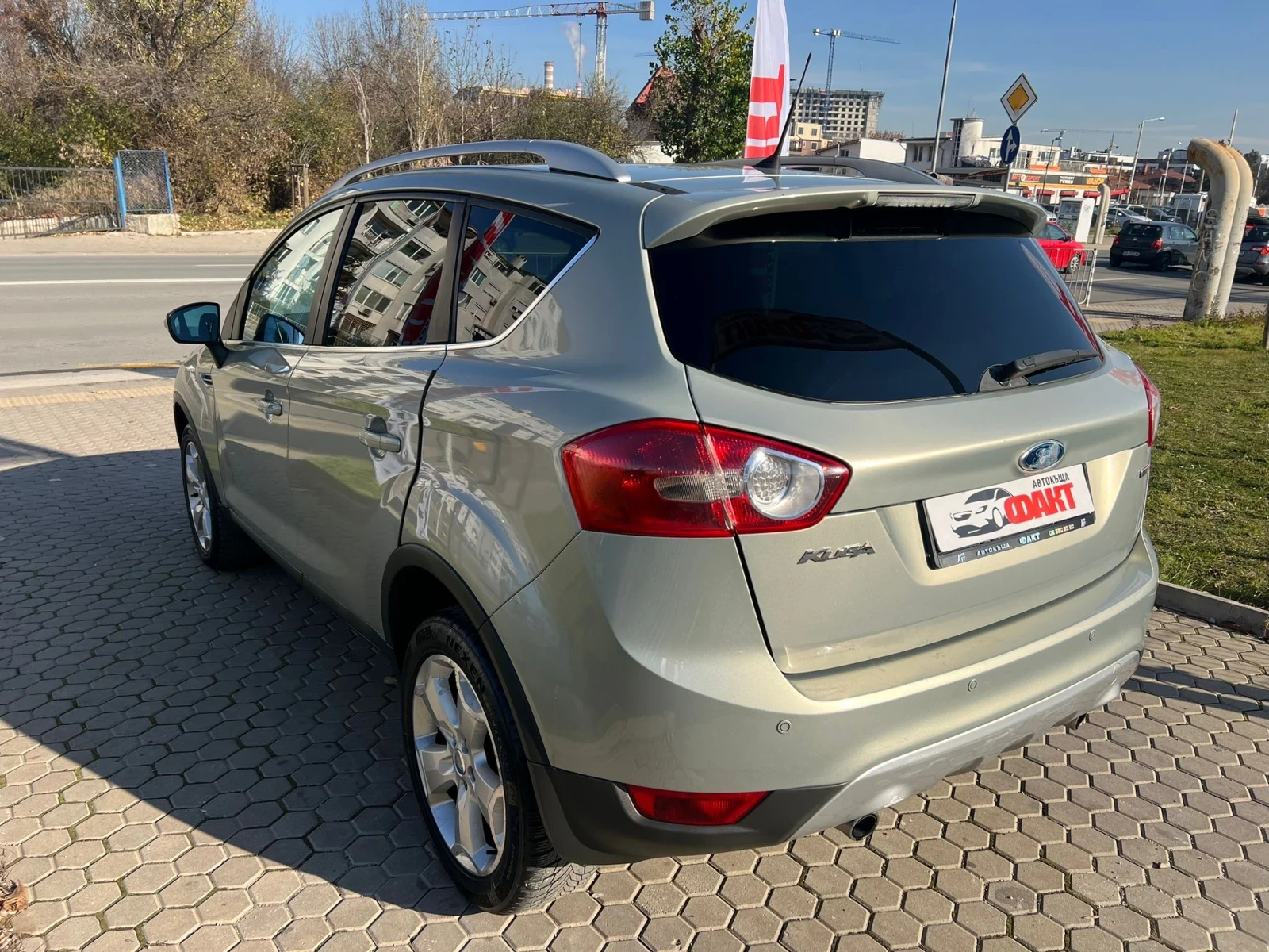 Ford Kuga 2.0TDCi/PANORAMA - изображение 4