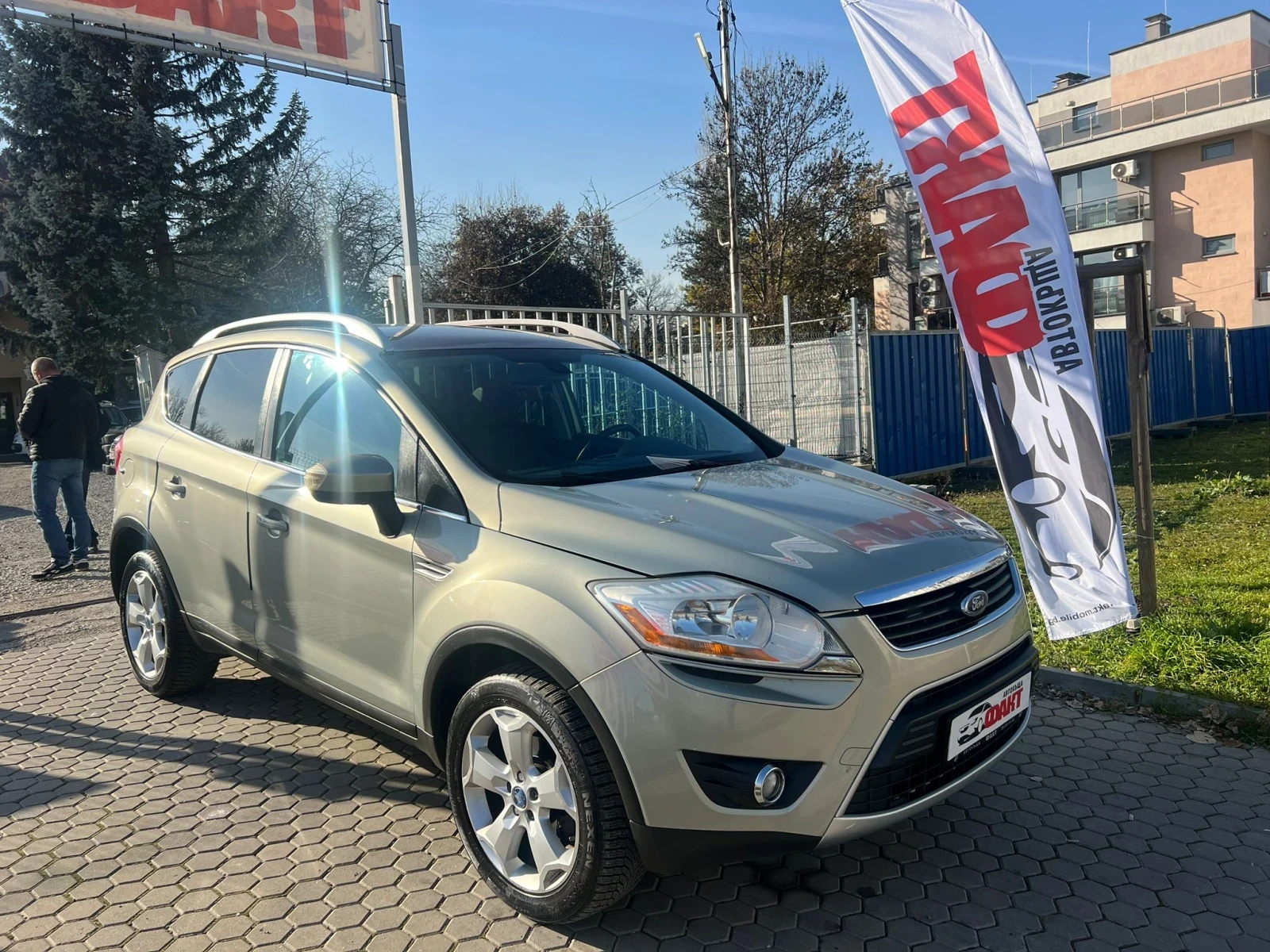 Ford Kuga 2.0TDCi/PANORAMA - изображение 2