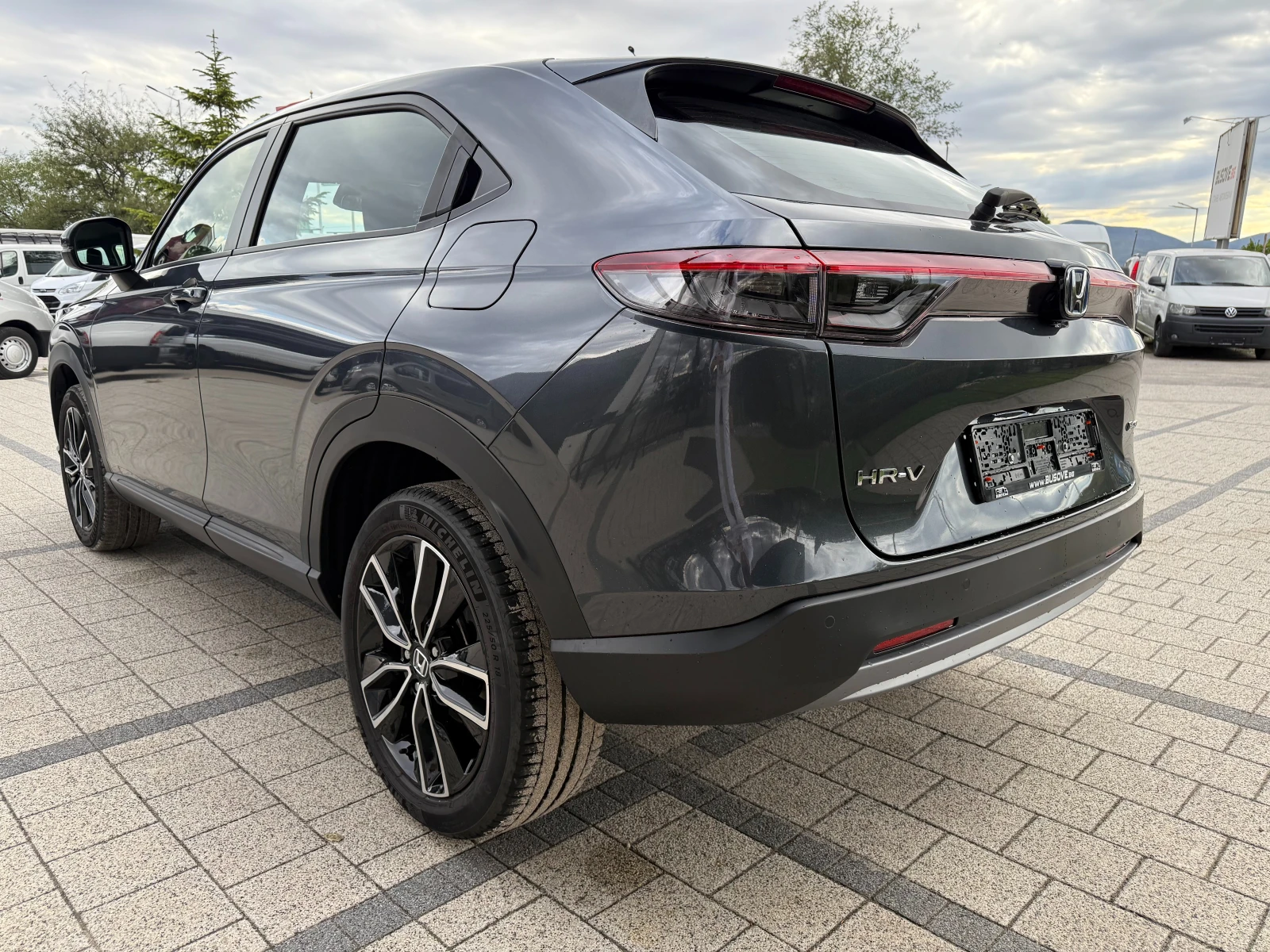 Honda Hr-v 1.5i HEV Elegance - Гаранционен - изображение 6