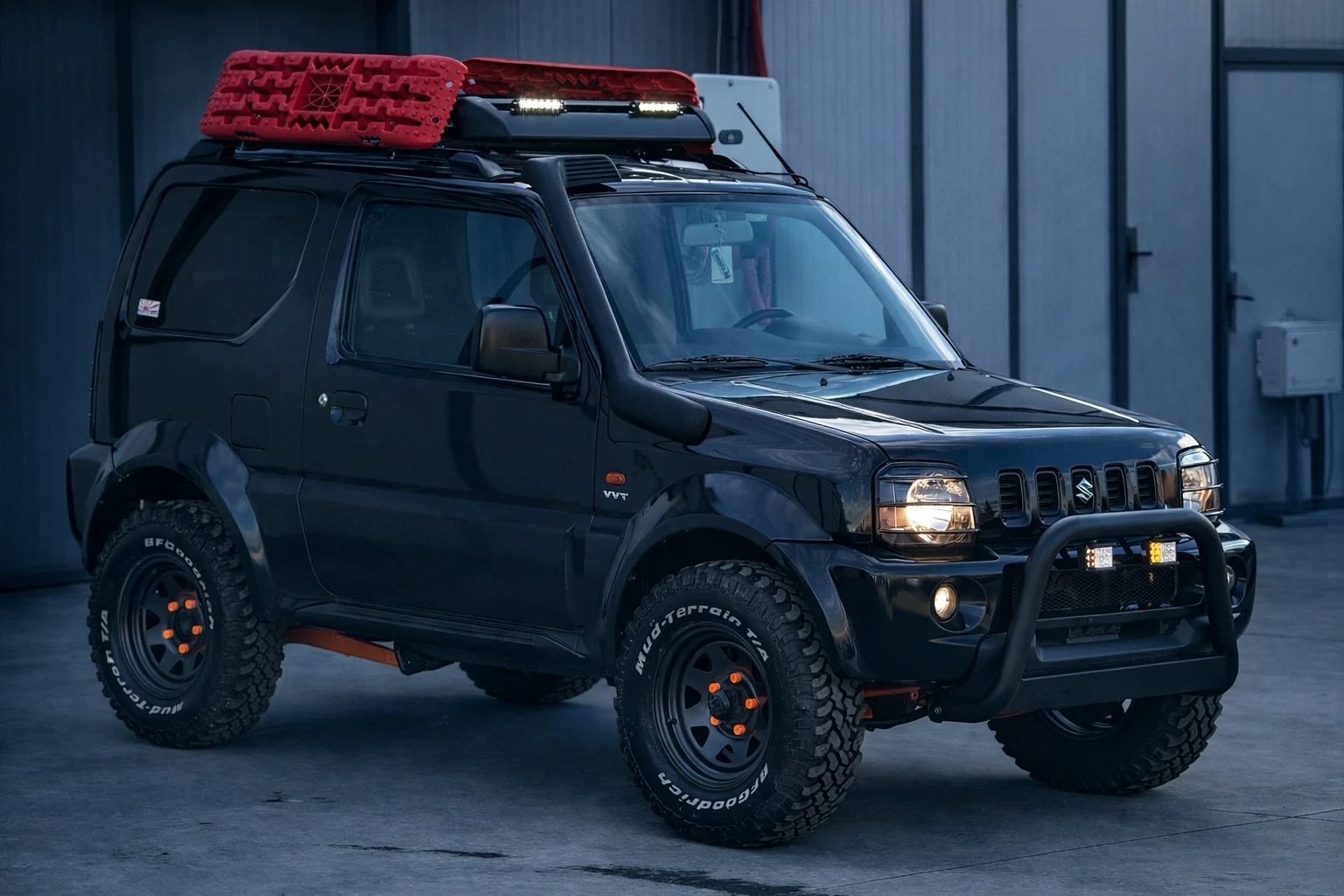 Suzuki Jimny 1.3 VVT* 100 000 км* CarPlay* Климатик* Повдигнат, снимка 3 - Автомобили и джипове - 54041899