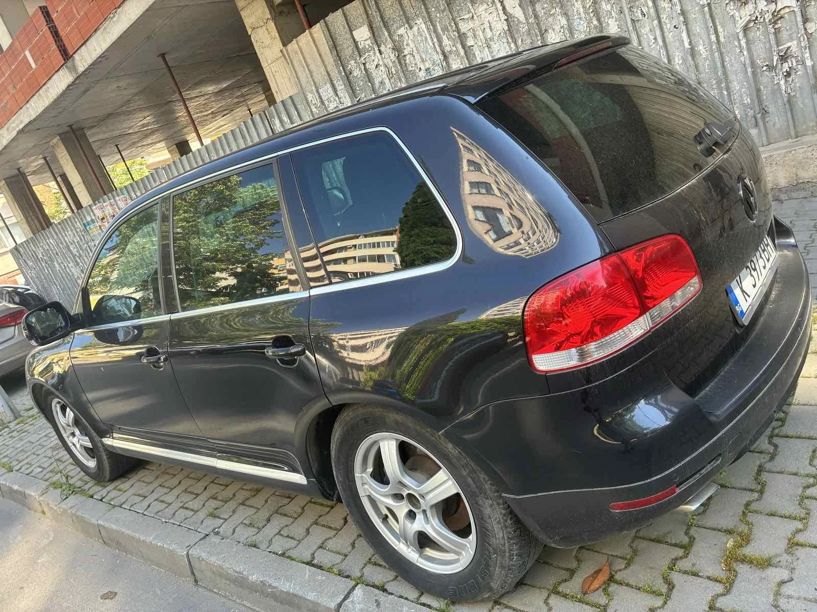 VW Touareg, снимка 3 - Автомобили и джипове - 54710339