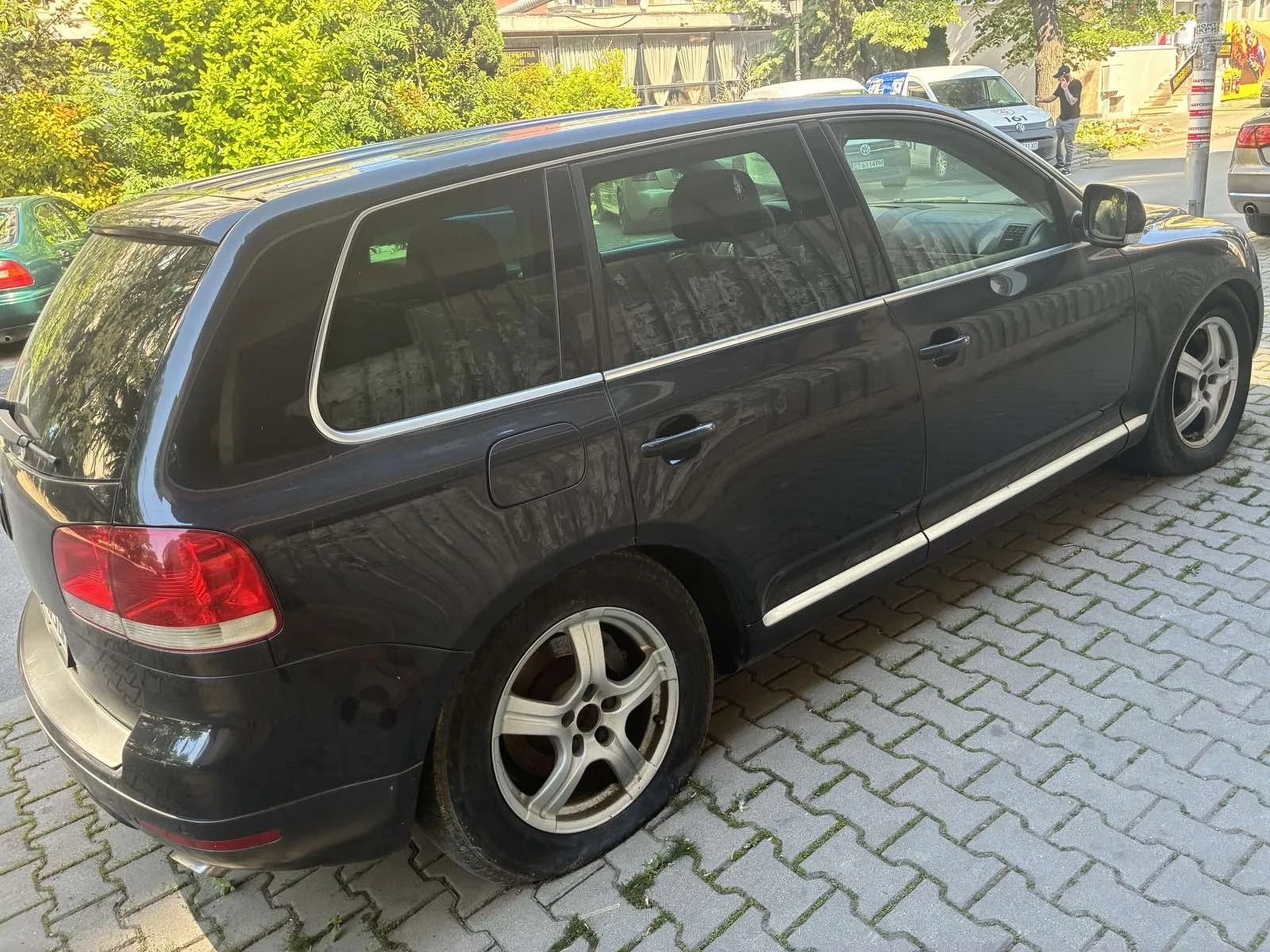 VW Touareg, снимка 4 - Автомобили и джипове - 54710339