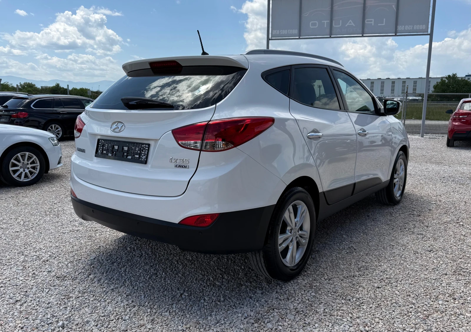 Hyundai IX35 1.7CRDI* НАВИ* КОЖА* ПОДГРЕВ, снимка 4 - Автомобили и джипове - 54752158