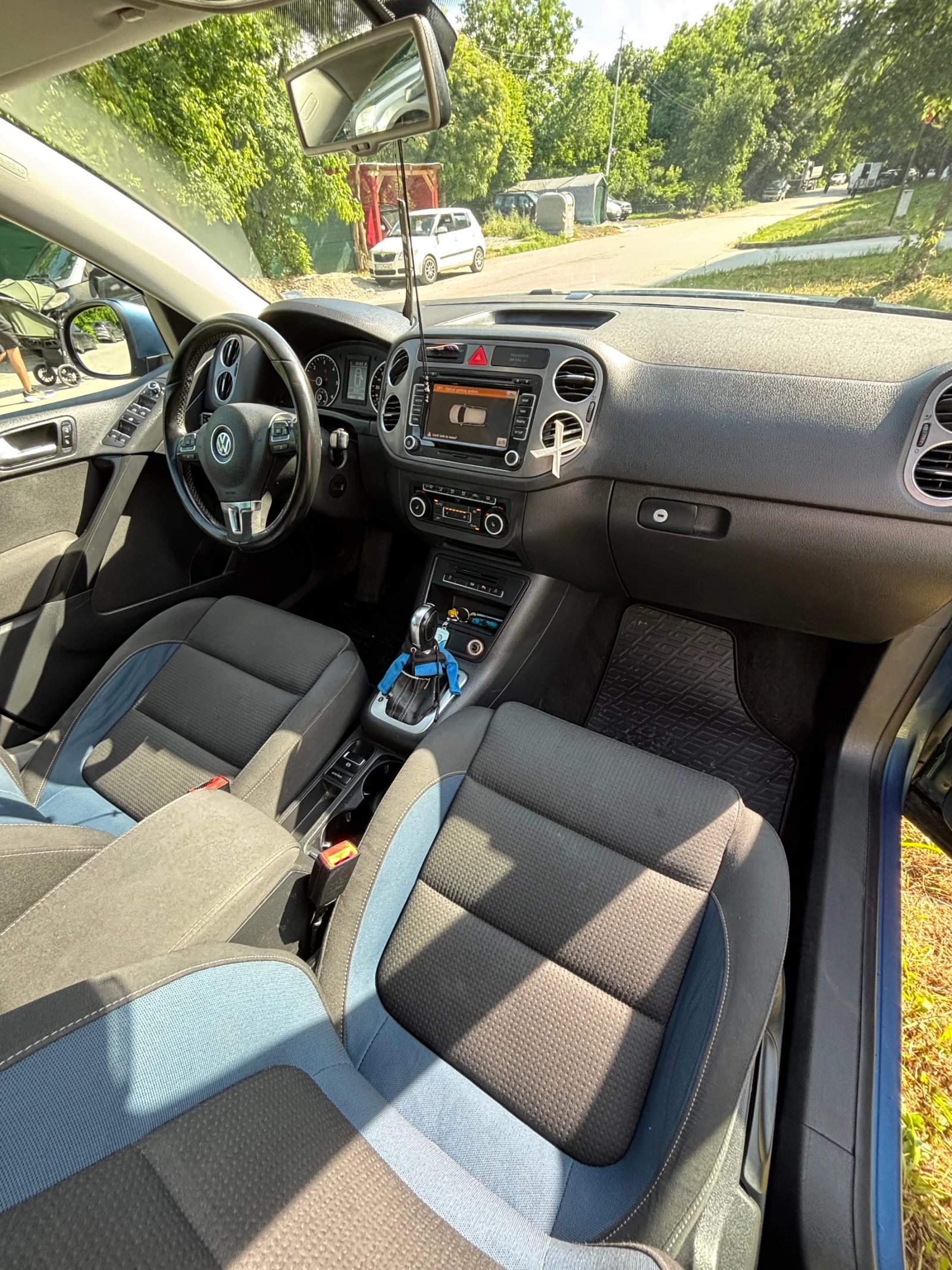 VW Tiguan, снимка 13 - Автомобили и джипове - 54837198