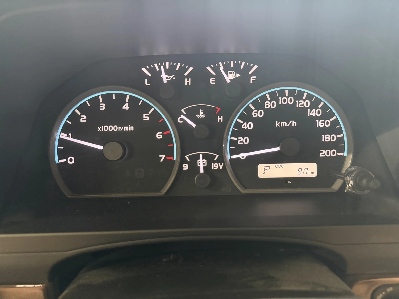 Toyota Land cruiser GRJ79 DC 4.0 AT, снимка 15 - Автомобили и джипове - 55024491
