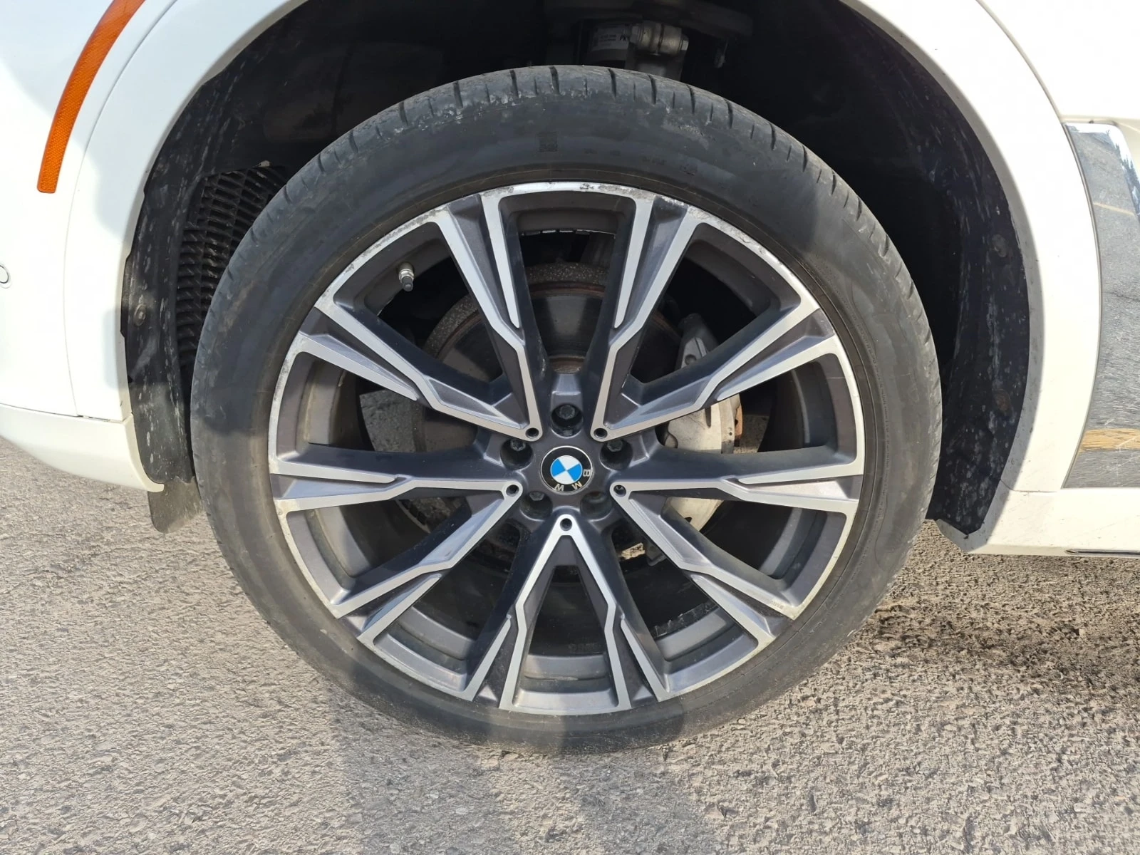 BMW X7 XDRIVE40I| LASER| ОБДУХ| HAR/KAR| , снимка 6 - Автомобили и джипове - 56108371