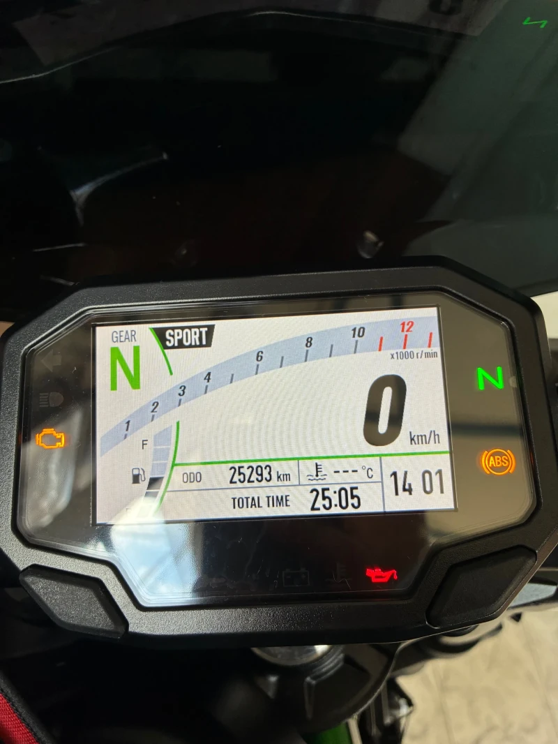 Kawasaki Z, снимка 10 - Мотоциклети и мототехника - 51951891