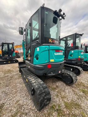 Багер Sunward SWE35UF, снимка 5