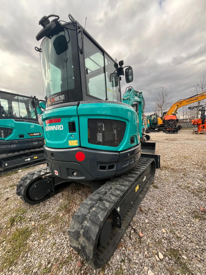 Багер Sunward SWE35UF, снимка 6 - Индустриална техника - 51402842