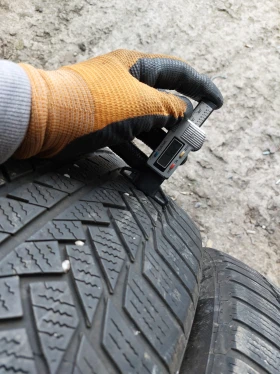 Гуми Зимни 275/45R20, снимка 7