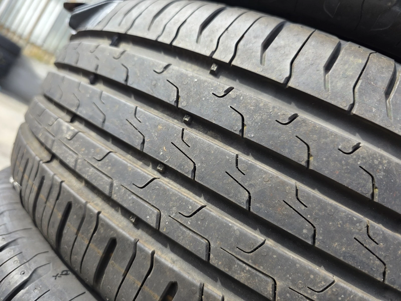 ���� 205/60R16 | Mobile.bg � ����������� 2