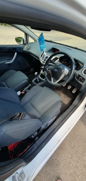 Обява за продажба на Ford Fiesta ~6 000 лв. - изображение 11