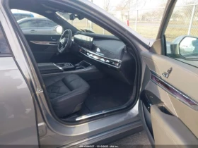 BMW 740 * КОЖА* NAVI* LED* PANORAMA*  - 53000 € / 103658.99 лв. - 88073584 5