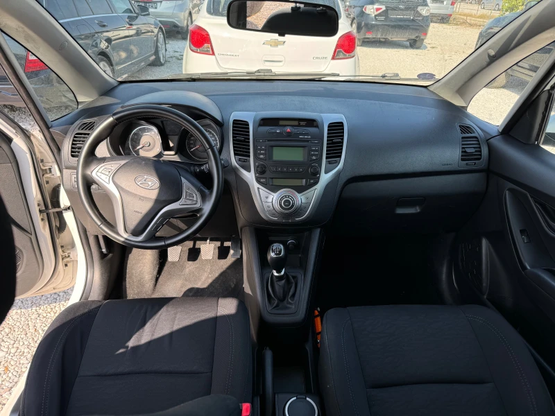 Hyundai Ix20 1.4I-PANORAMA, снимка 11 - Автомобили и джипове - 47126874