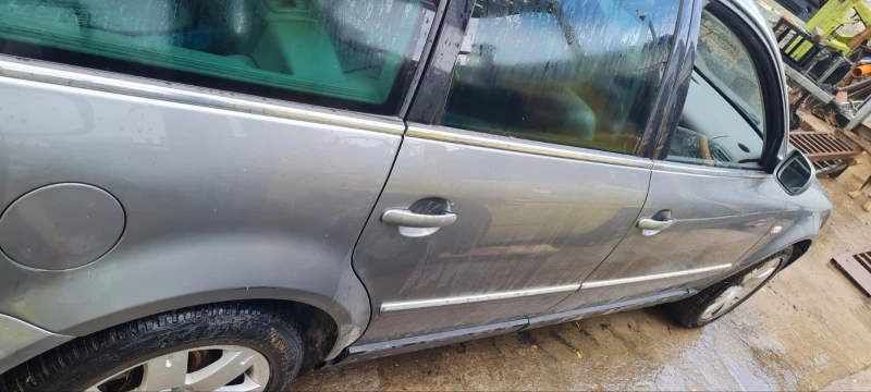 VW Passat, снимка 15 - Автомобили и джипове - 52775510