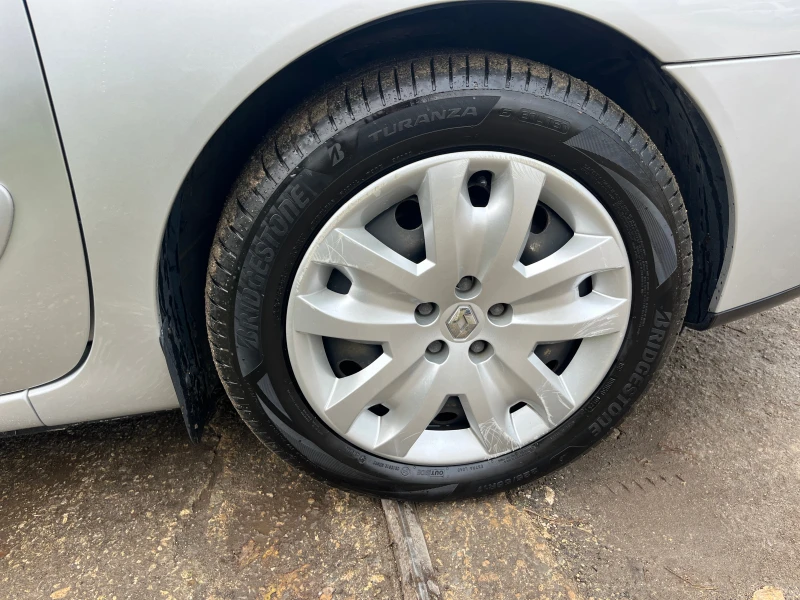 Renault Espace 2.0DCI 7 МЕСТА, снимка 10 - Автомобили и джипове - 52373315