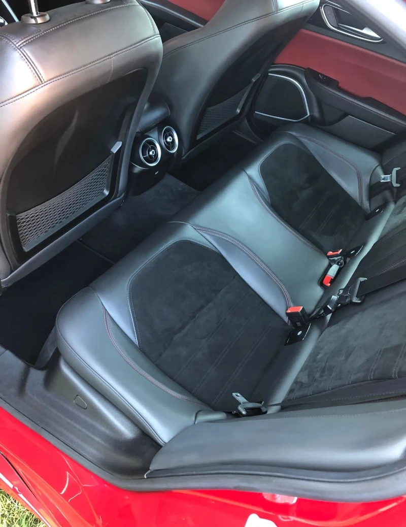 Alfa Romeo Giulia 2.9 Turbo RWD Quadrifoglio, снимка 8 - Автомобили и джипове - 52573009