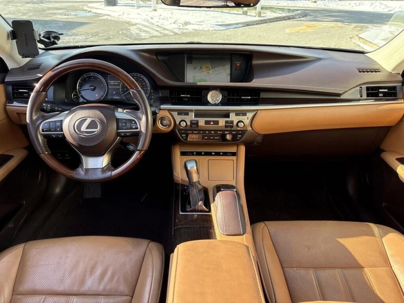 Lexus ES * BASE * CARFAX * ЦЕНА ДО БГ, снимка 8 - Автомобили и джипове - 52794397