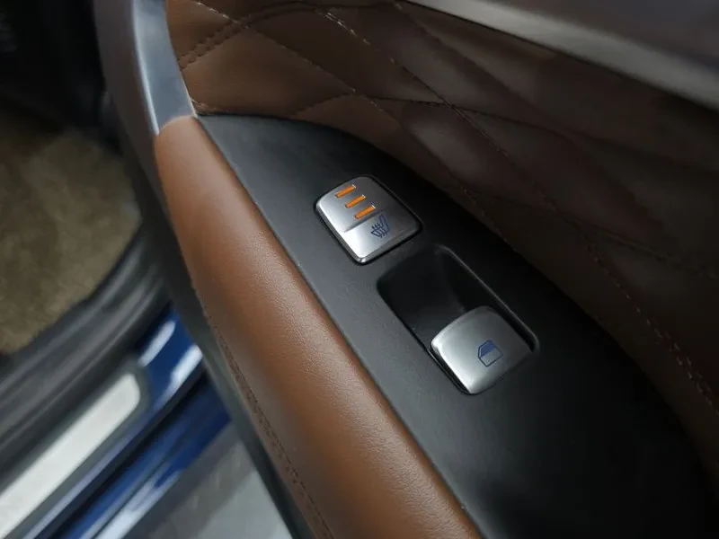 Genesis G70 2.0T/ELITE/�������/HEAD UP/KEYLESS | Mobile.bg � ����������� 16