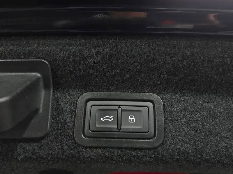 Audi A6 45 Tfsi Premium, снимка 14 - Автомобили и джипове - 56657580