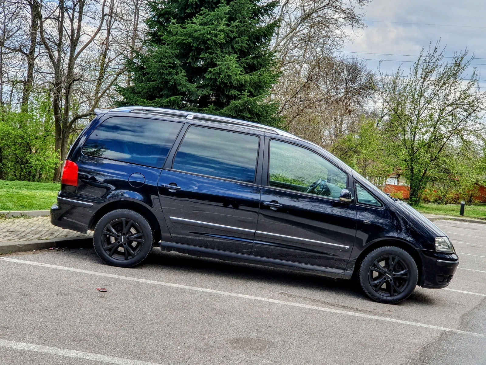 VW Sharan 1.9TDI 150к.с. SPECIAL - изображение 6