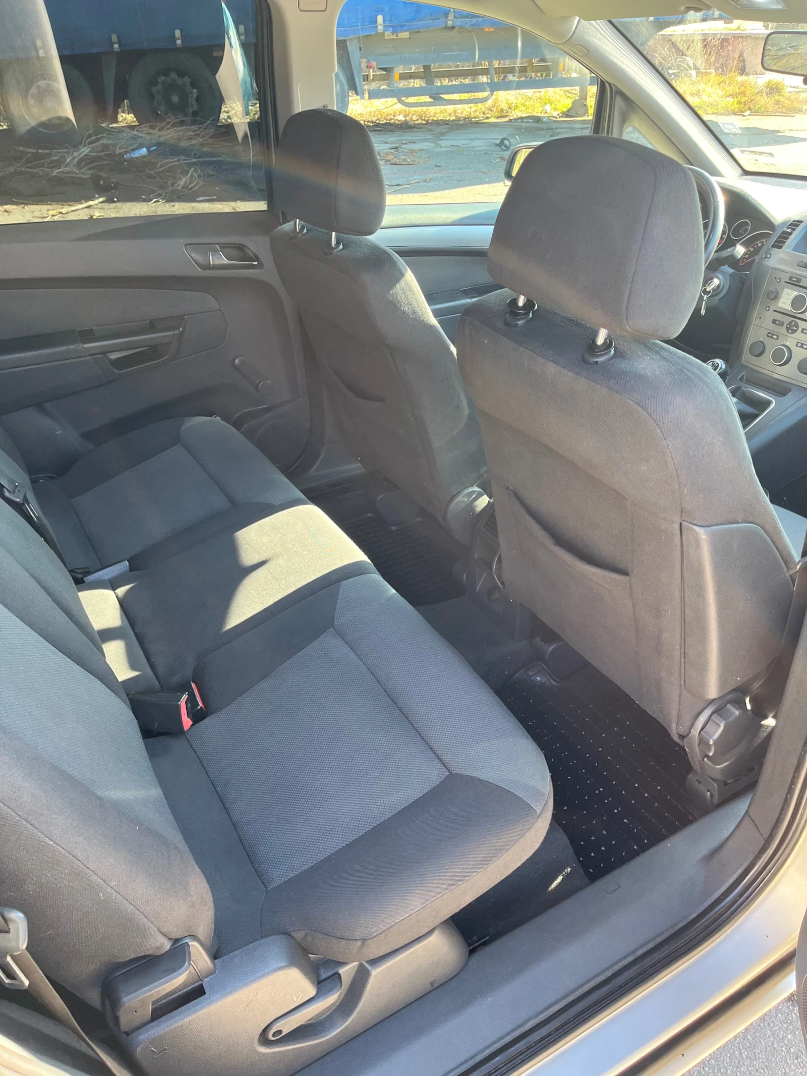 Opel Zafira  - изображение 6