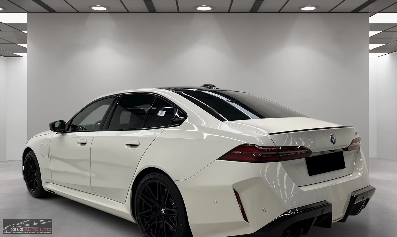 BMW M5 727HP/360/ASSISPRO/xDRIVE/HUD/PANO/946v | Mobile.bg � ����������� 4