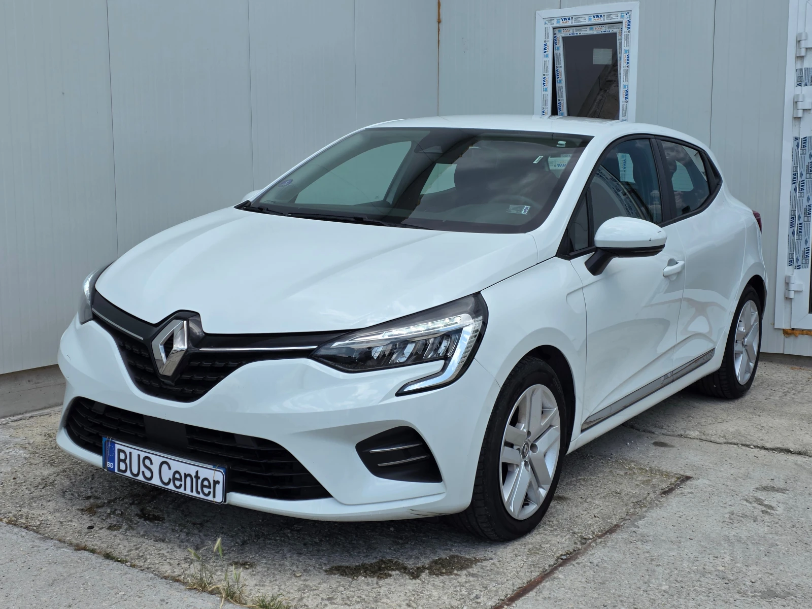 Renault Clio E-Tech hybride 140.Лизинг