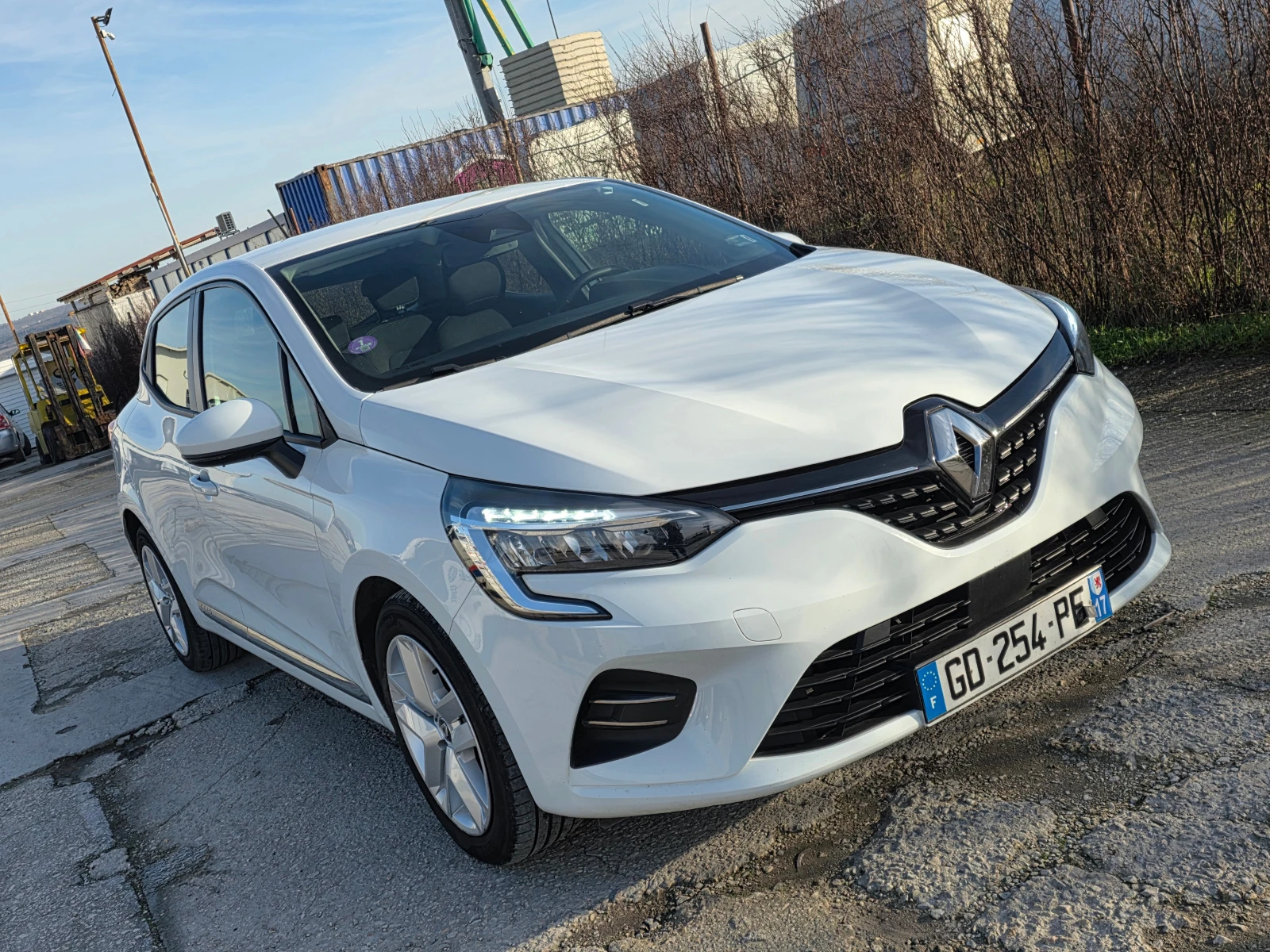 Renault Clio E-Tech hybride 140 | Mobile.bg � ����������� 1