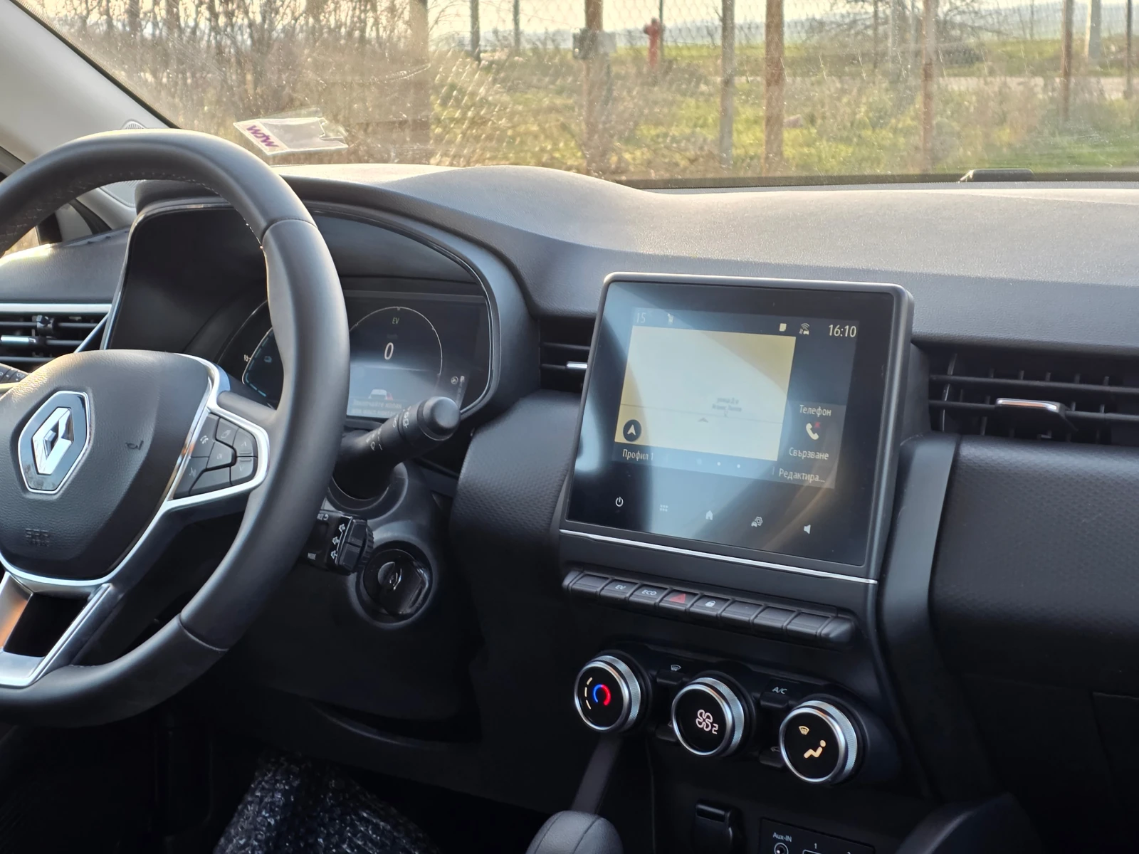 Renault Clio E-Tech hybride 140 | Mobile.bg � ����������� 15