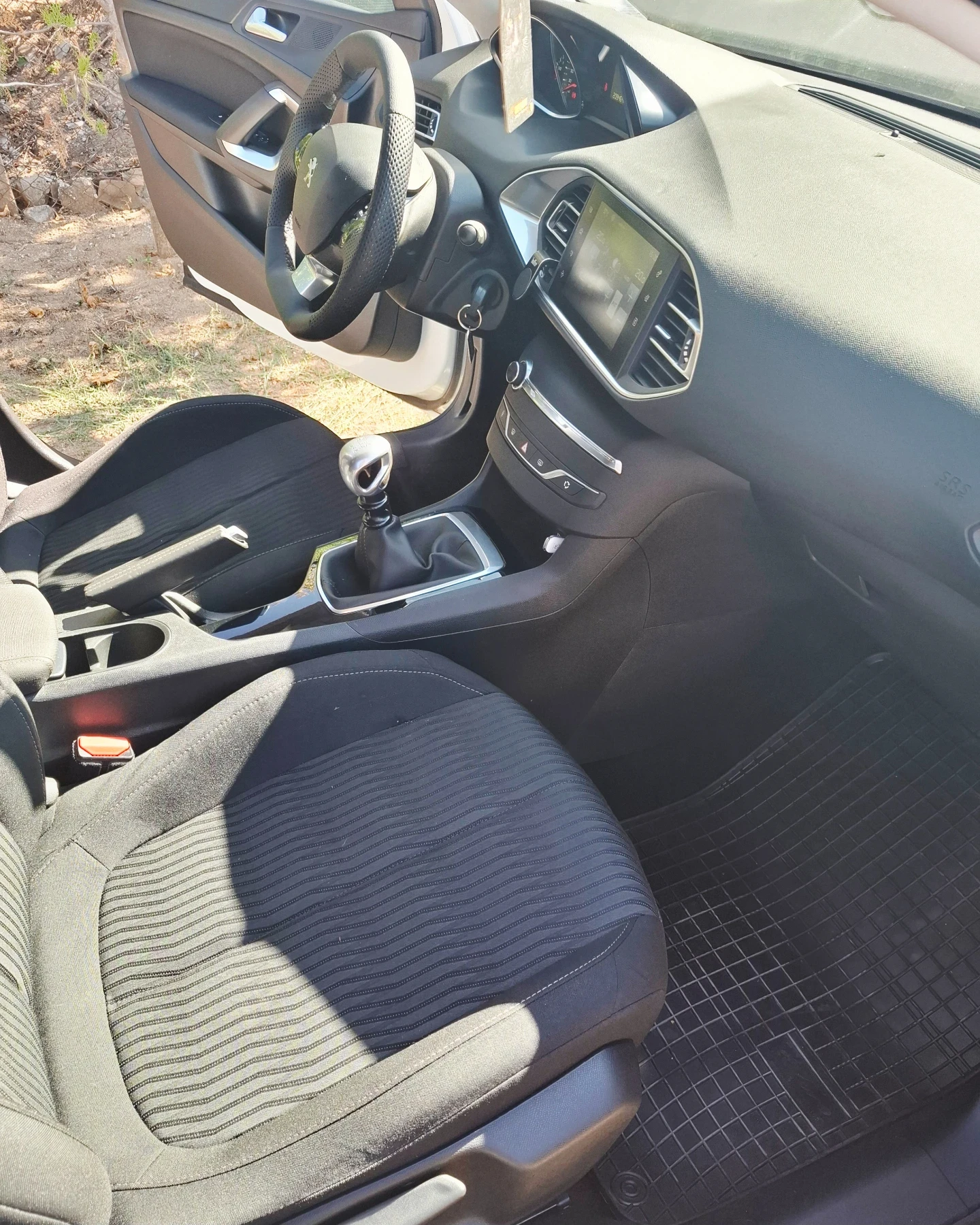 Peugeot 308 1.6 eBluHDi * 120p.s. | Mobile.bg � ����������� 11