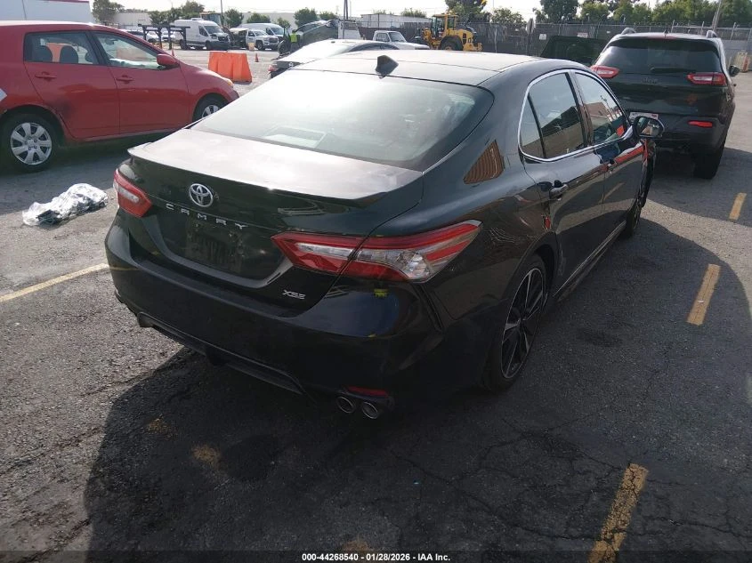 Toyota Camry 3.5l Xse V6 - изображение 4