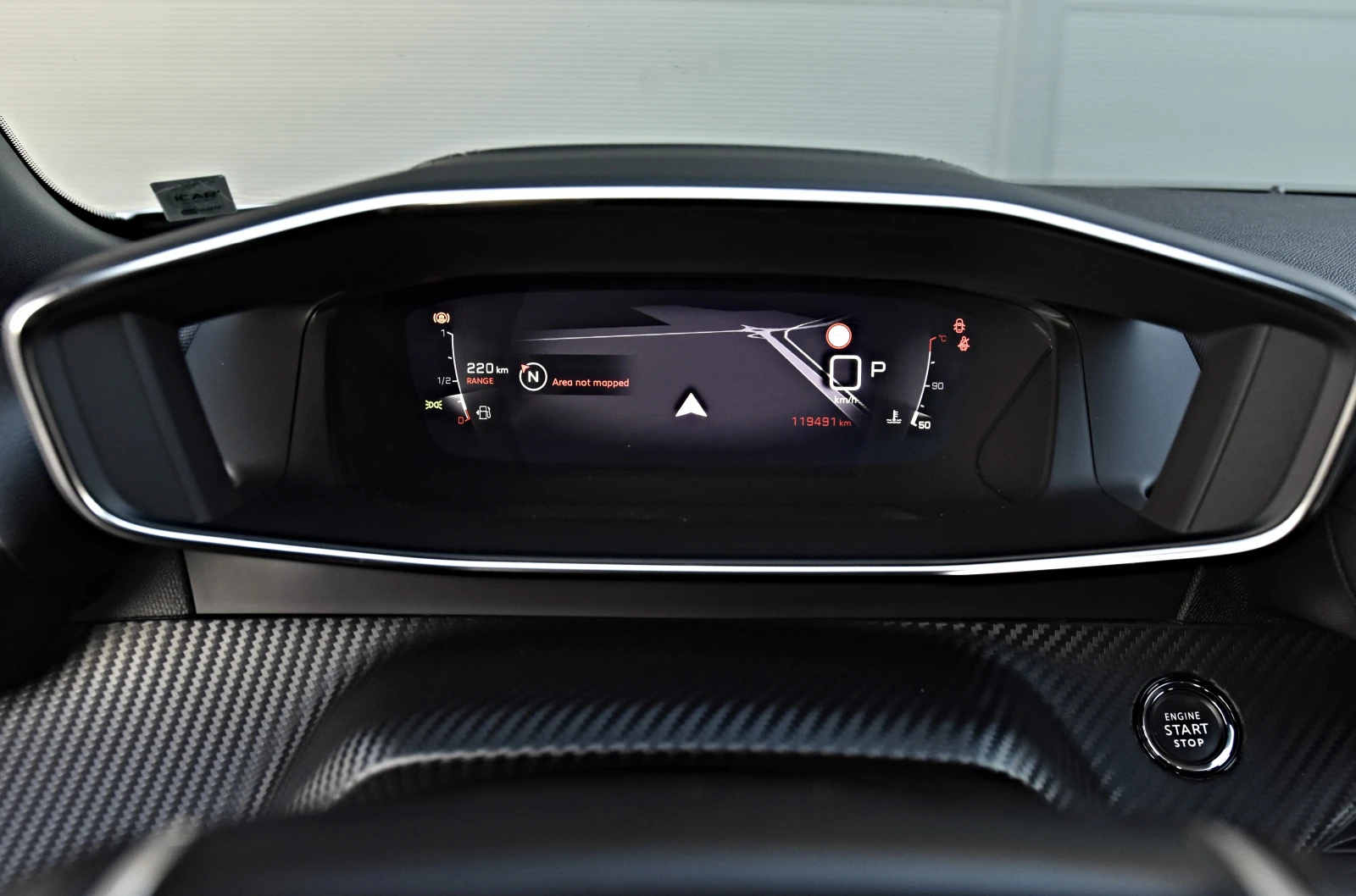 Peugeot 2008 1.5HDI/GT LINE/3D COCPIT/DISTR/180CAMERA/KEYLESS/, снимка 11 - Автомобили и джипове - 53803905