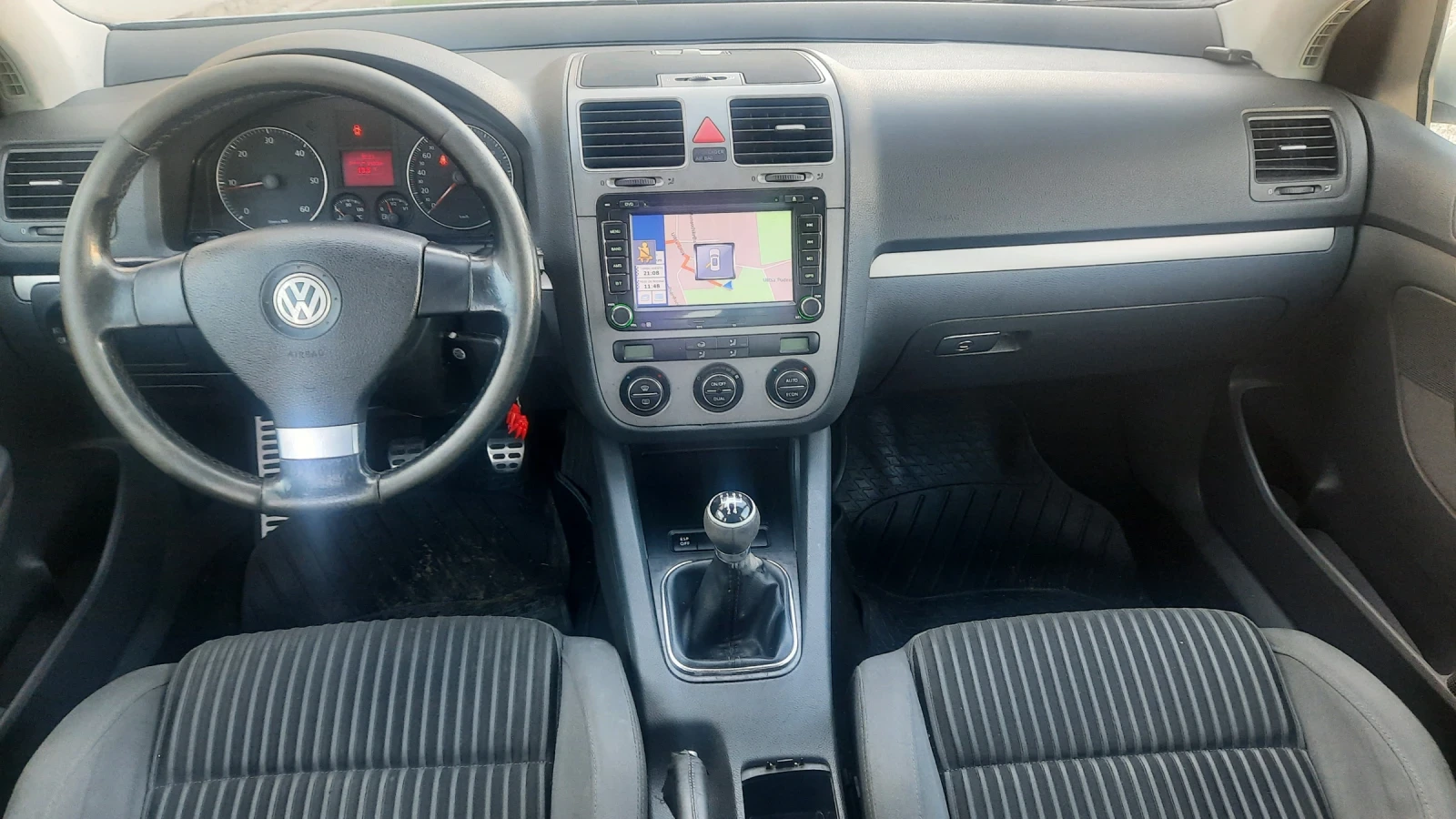 VW Golf 1, 9TDI 105к.с, снимка 9 - Автомобили и джипове - 53812226