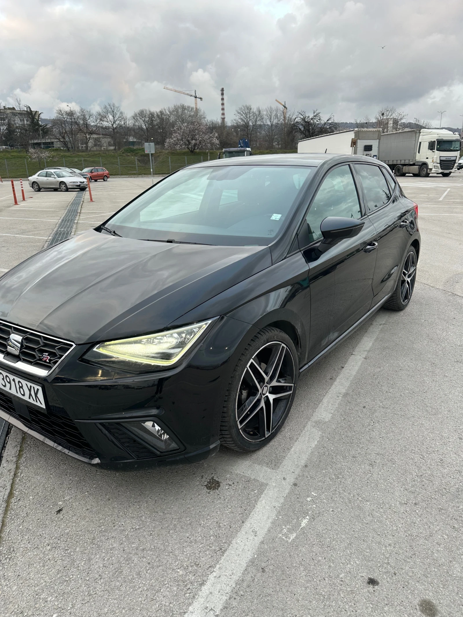 Seat Ibiza 1.0 tsi fr, снимка 2 - Автомобили и джипове - 53910646