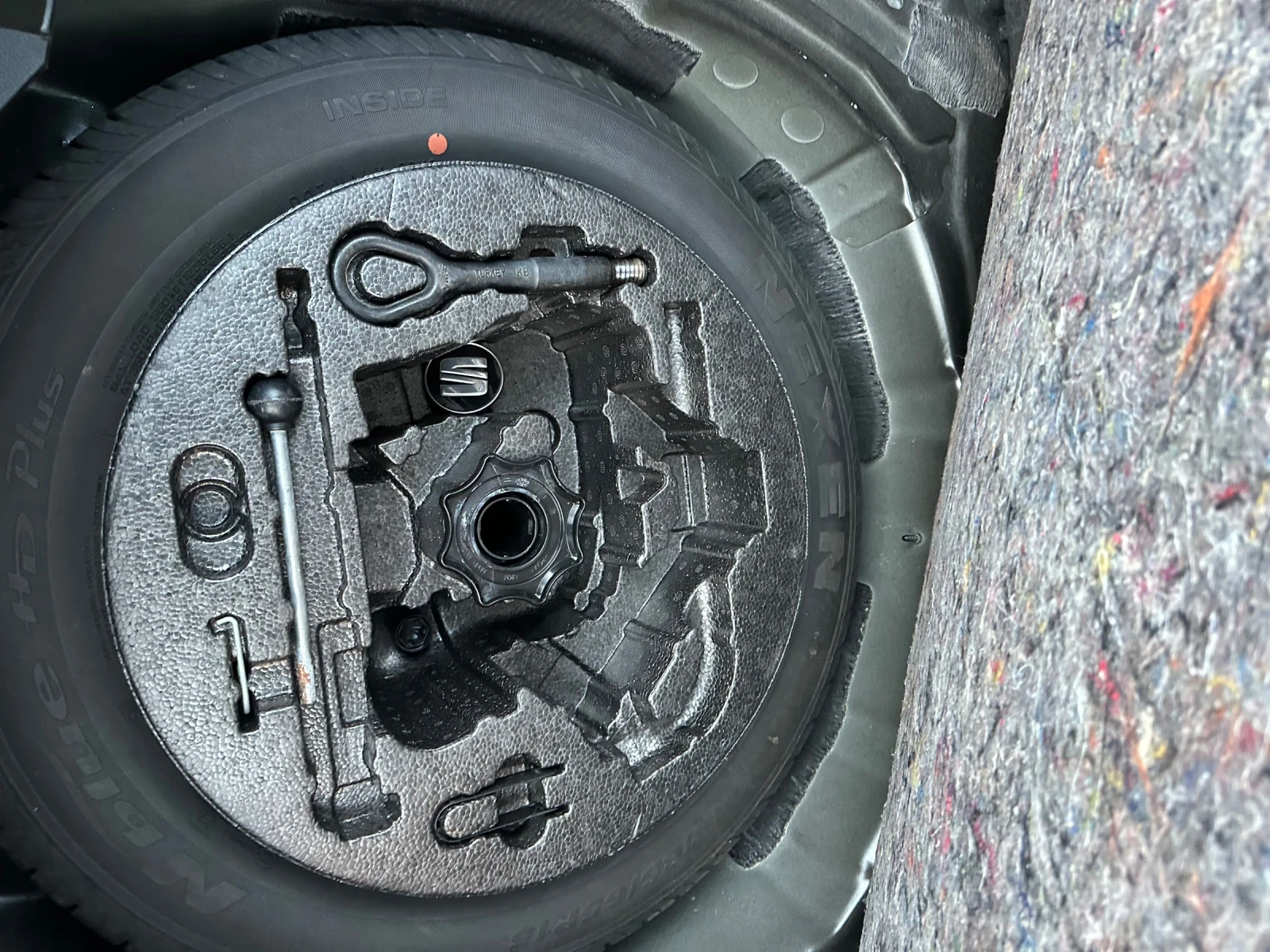 Seat Ibiza 1.0 tsi fr, снимка 11 - Автомобили и джипове - 53910646