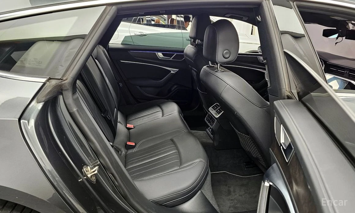 Audi A7 QUATTRO* PREMIUM* 45TDI* AMBIENT* ПОДГРЕВ* ОБДУХ, снимка 10 - Автомобили и джипове - 54113071