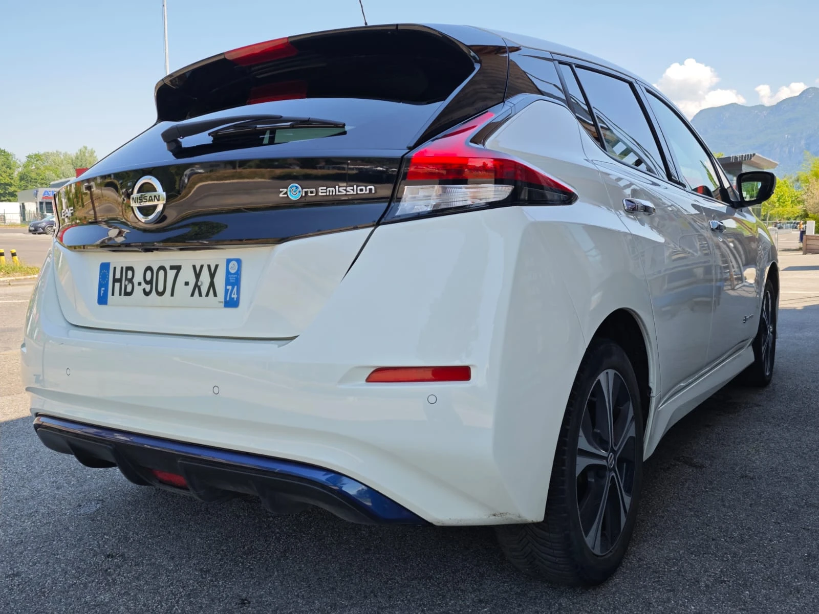 Nissan Leaf  62 kWh Tekna, снимка 4 - Автомобили и джипове - 54488276