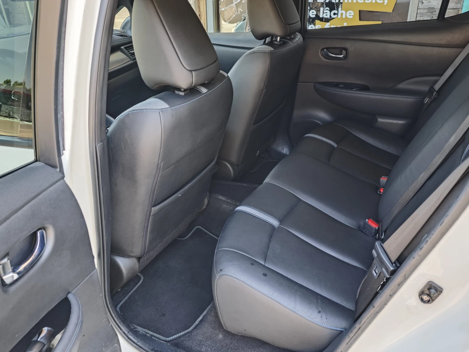 Nissan Leaf  62 kWh Tekna, снимка 8 - Автомобили и джипове - 54488276