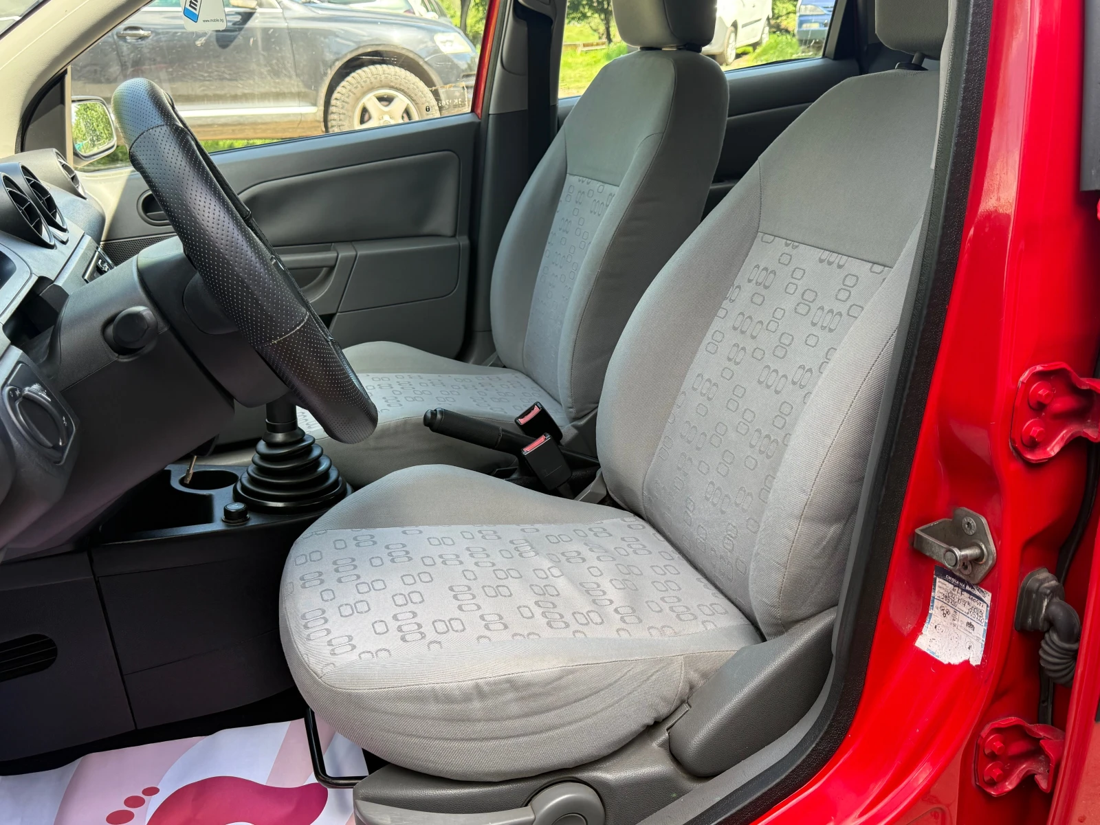 Ford Fiesta 1.4HDI, снимка 7 - Автомобили и джипове - 54702605