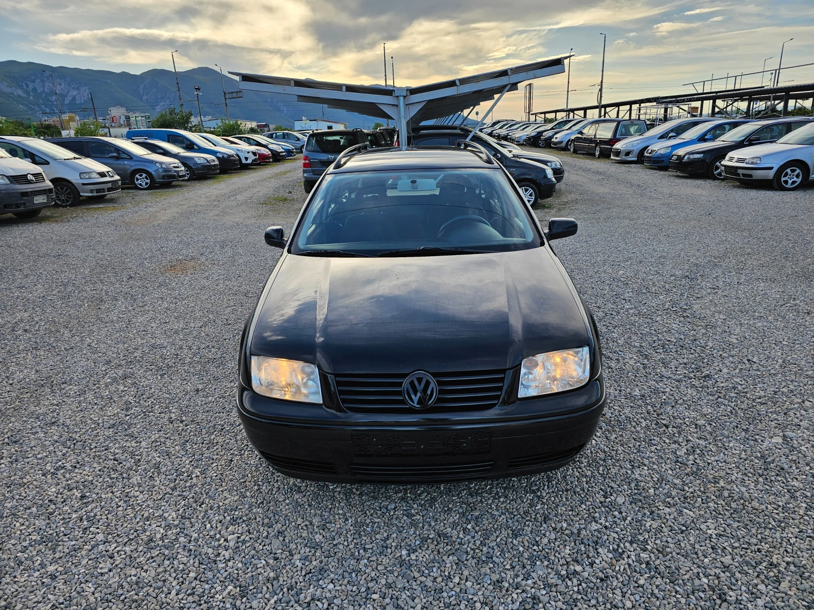 VW Bora 1.9TDI 90kc  Feislift 207000km, снимка 2 - Автомобили и джипове - 54975969
