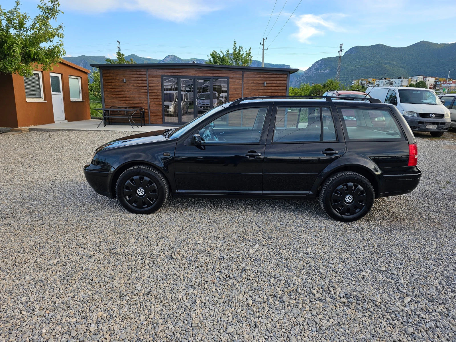 VW Bora 1.9TDI 90kc  Feislift 207000km, снимка 8 - Автомобили и джипове - 54975969