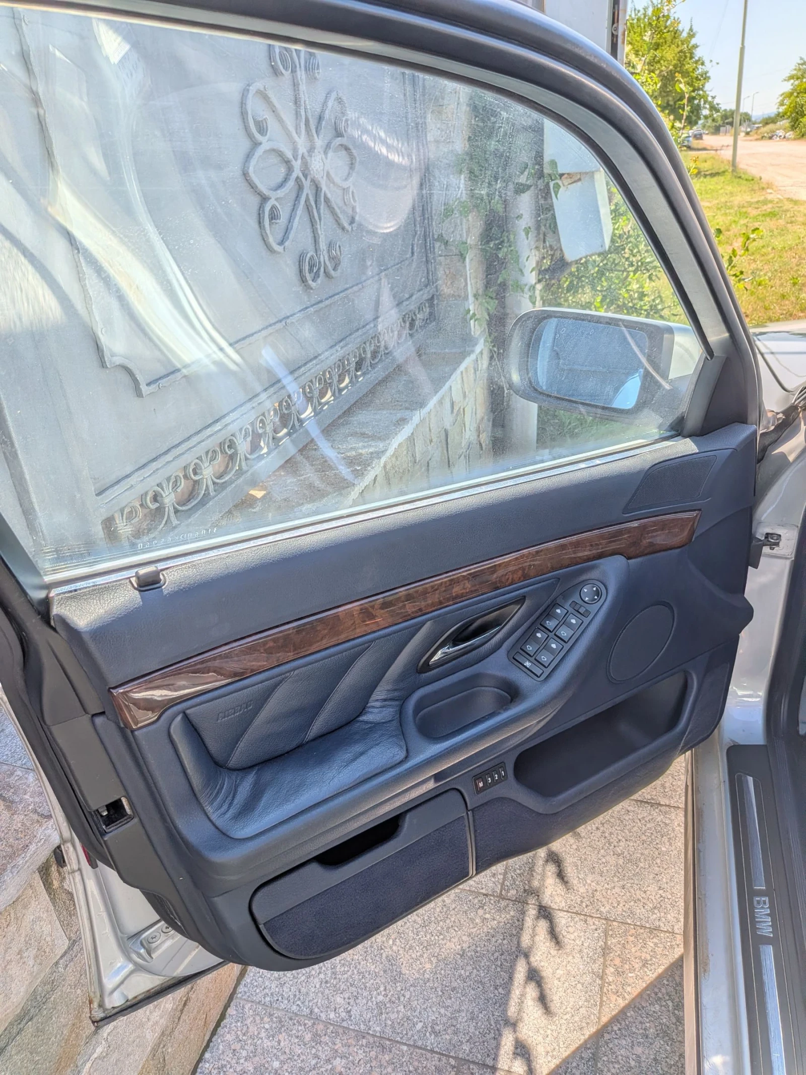 BMW 740, снимка 9 - Автомобили и джипове - 55106046